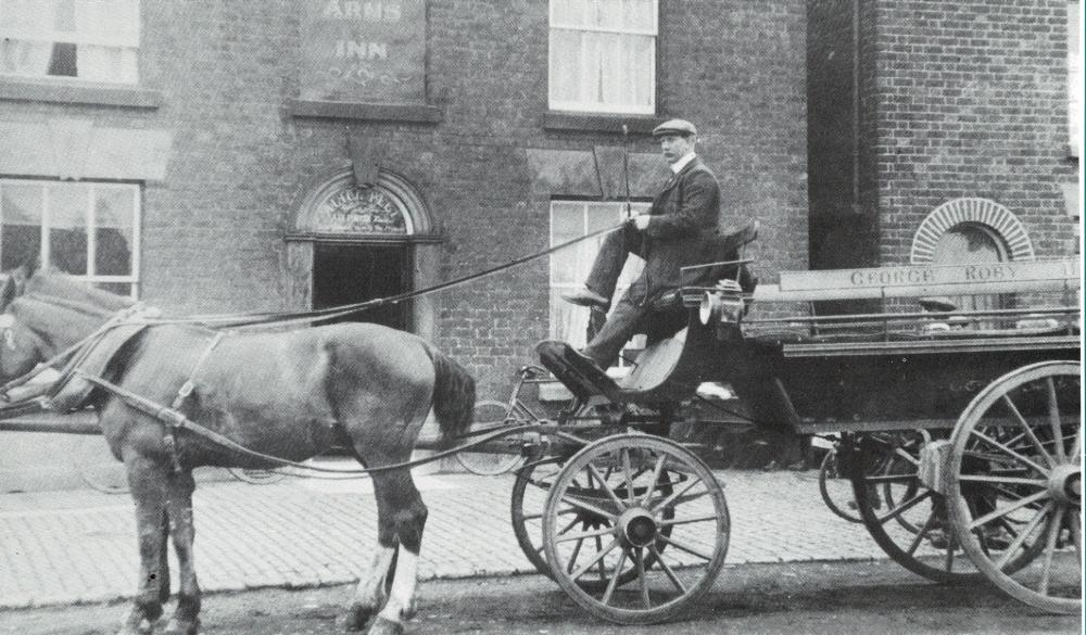 COLLIERS ARMS UPHOLLAND 1900