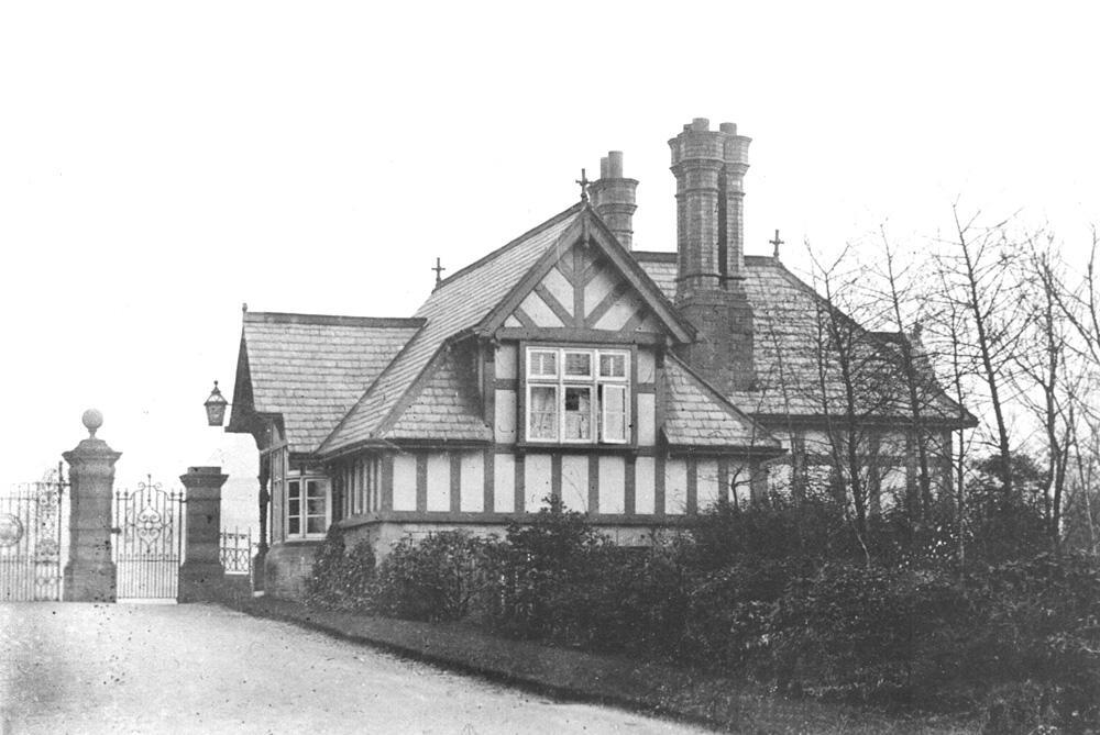 Mesnes Park Lodge