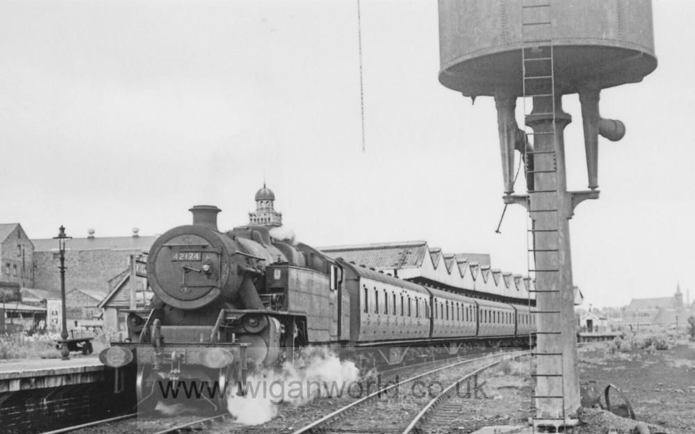 42174 Leaving the Station 1960's