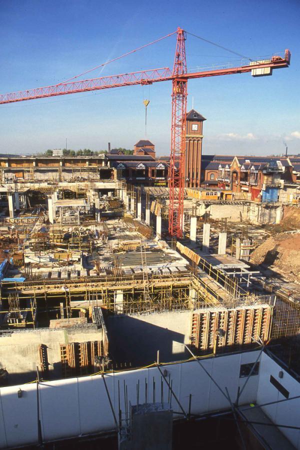 Construction of the Galleries in Wigan.