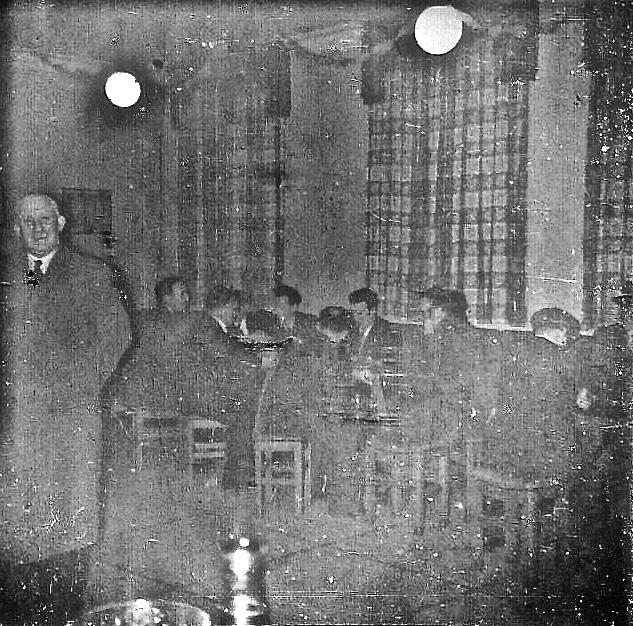 Wellfield Hotel Beech Hill 1960's, a game of dominoes in the vault. Wellfield Hotel Beech Hill 1960's, a game of dominoes in the vault.