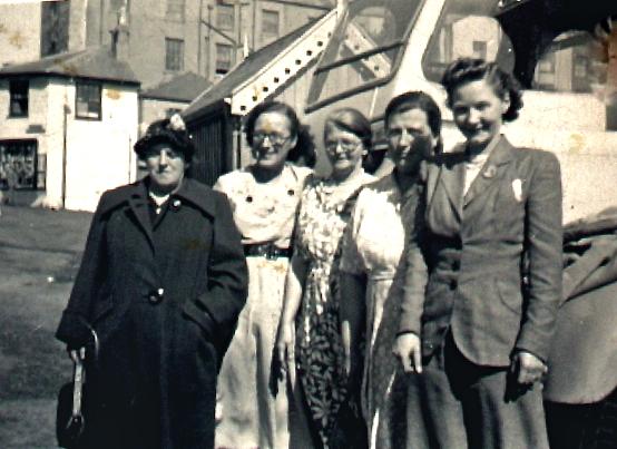 Crispin Coach Trip to the Seaside 1950