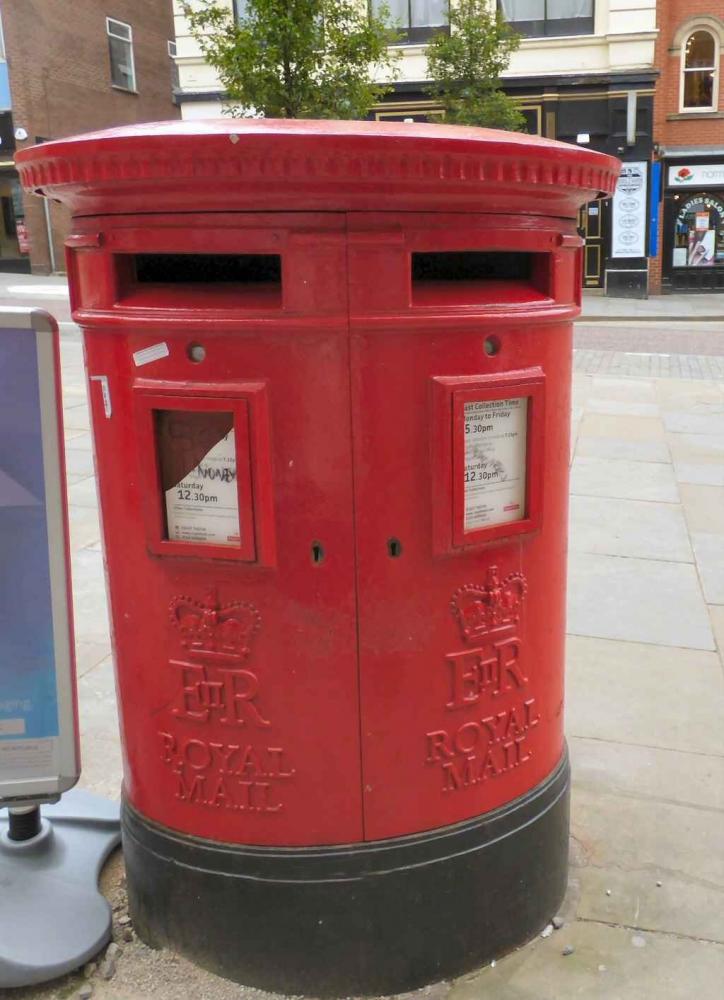 DOUBLE POST BOX