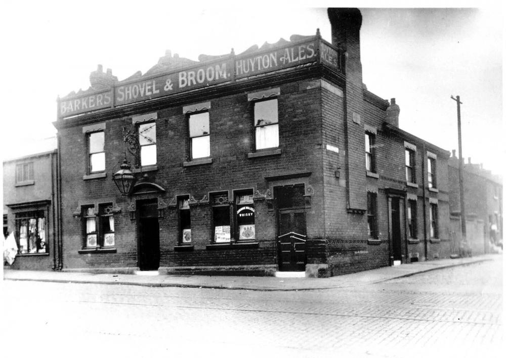 Shovel & Broom Pub