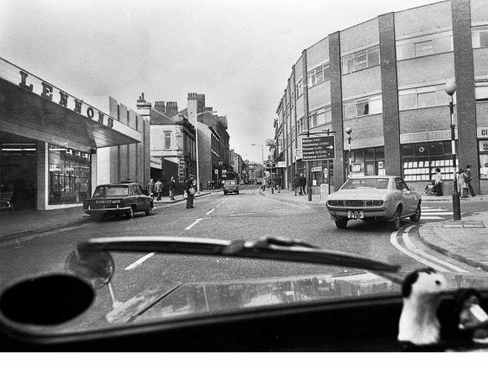 LENNONS SUPERMARKET 1970's