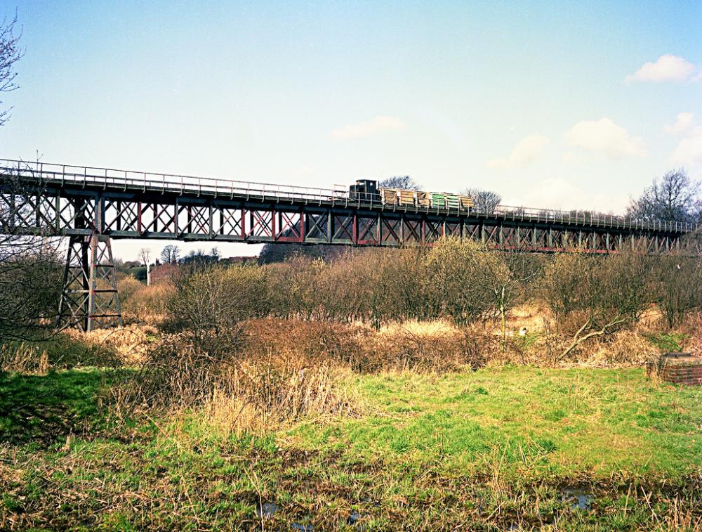 The narrow-gauge viaduct at Gathurst The narrow-gauge viaduct at Gathurst