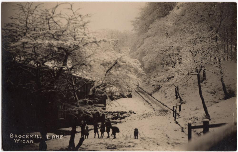 Brockmill Lane, with snow.