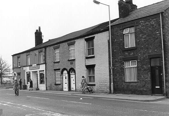 Houses and shops, now demolished. Houses and shops, now demolished.