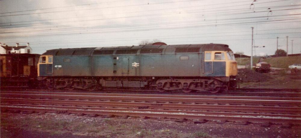 47 321 47 321