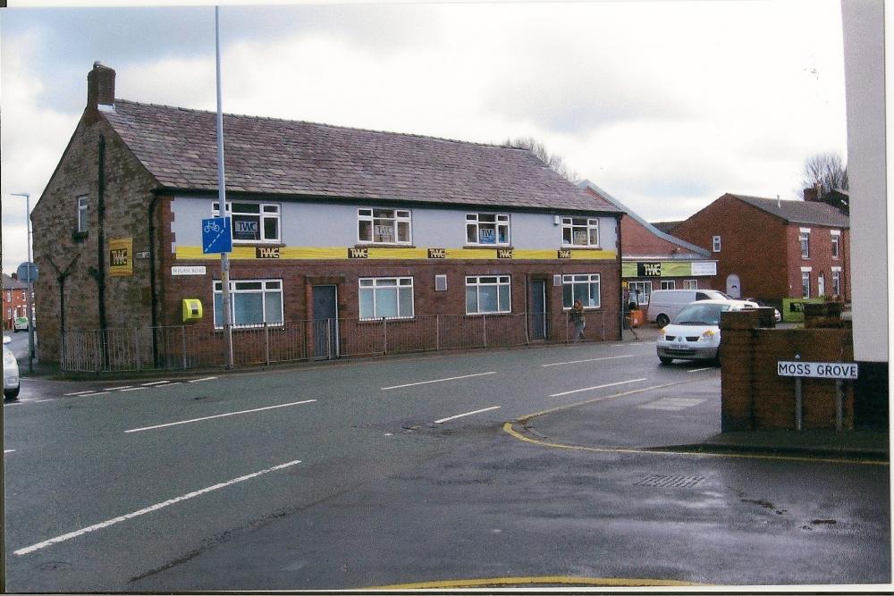 What was the Horseshoe Pub and Smithy in 1962 -now in 2017. 