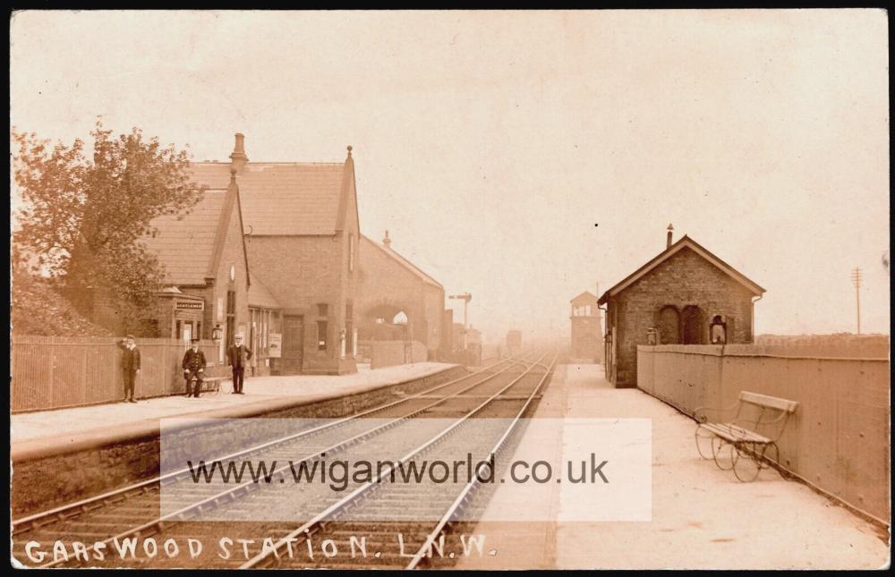 Garswood Station