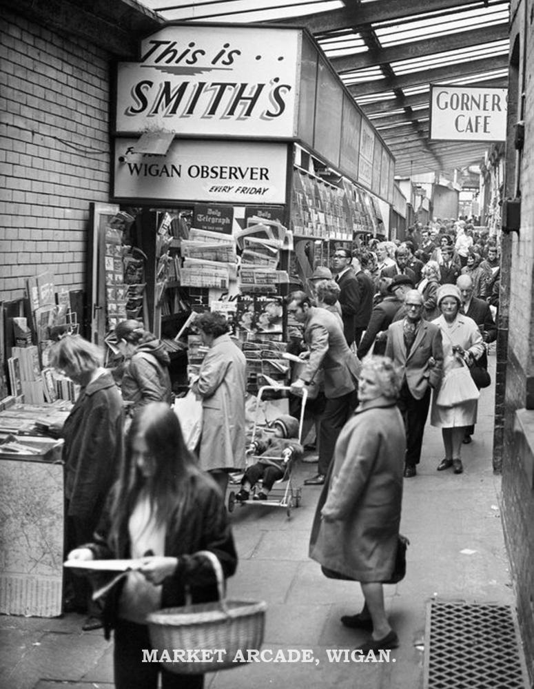 SMITHS BOOK STALL/GORNER'S CAFE 