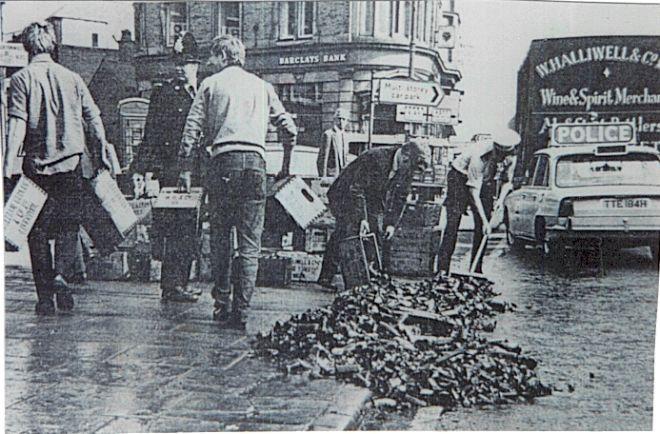 Halliwell's beer wagon accident, 1970s. Halliwell's beer wagon accident, 1970s.