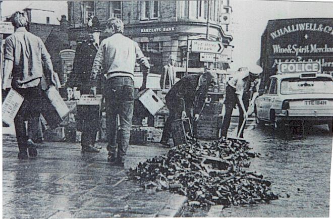 Halliwell's beer wagon accident, 1970s.