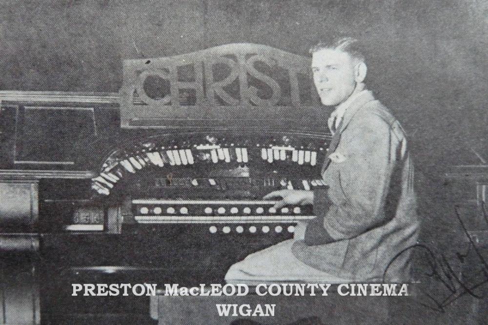 PRESTON MACLEOD ORGANIST COUNTY CINEMA PRESTON MACLEOD ORGANIST COUNTY CINEMA