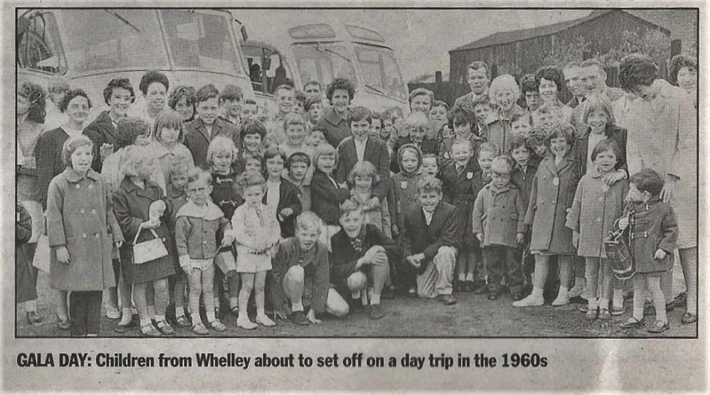 Whelley Kids on a day trip - 1960s Press Picture