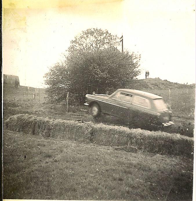 Gathurst Autocross Race-13-05-1962