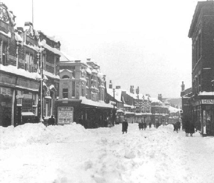 Market Street, 1940.