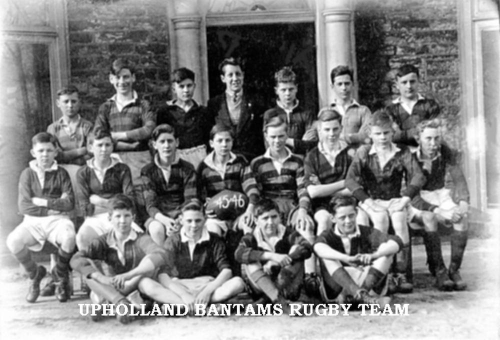 UPHOLLAND BANTAMS RUGBY TEAM 1945/6