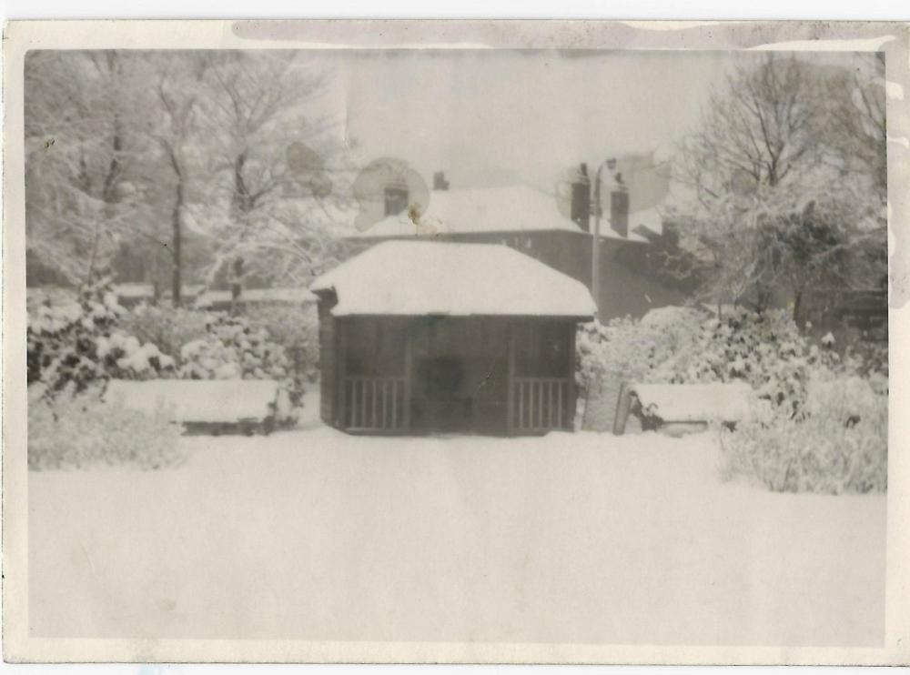 'Dead Mans Cabin' 'Dead Mans Cabin'