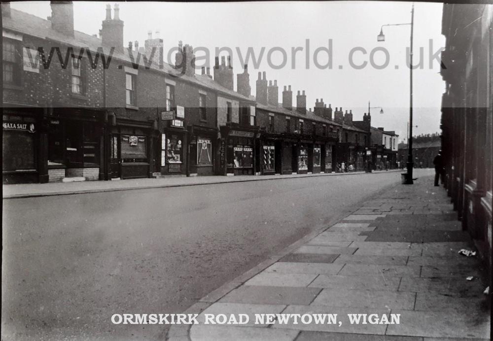 PHOTOGRAPH TAKEN EARLY 1950'S? PHOTOGRAPH TAKEN EARLY 1950'S?