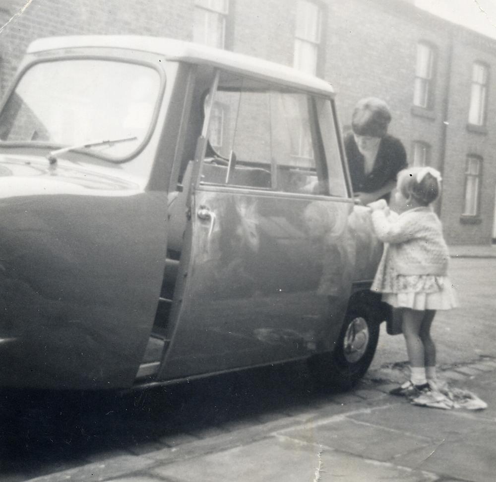 Albert Schofield's Invalid Car 