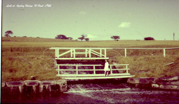 Lock at Appley Bridge