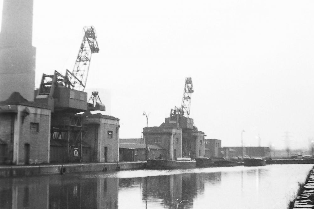 Westwood Power Station canal unloading stations