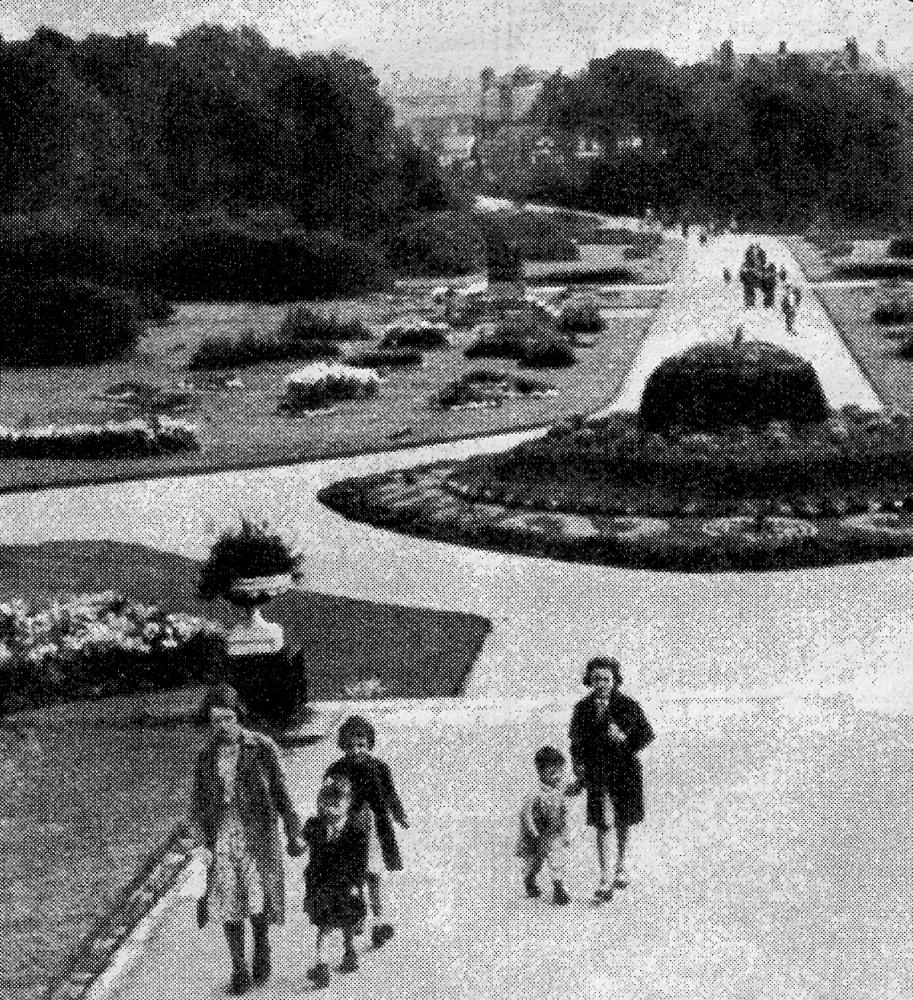 A Stroll in Mesnes Park circa 1939 A Stroll in Mesnes Park circa 1939