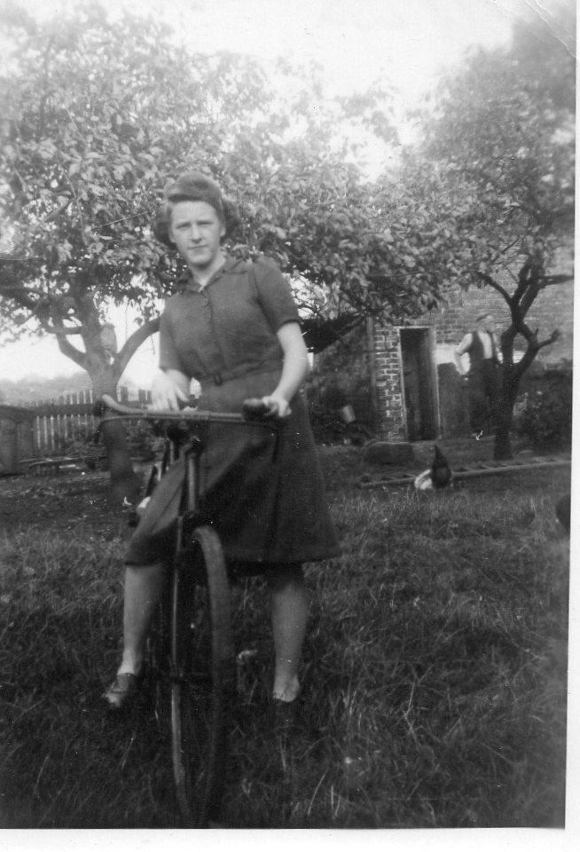Gathurst Hall Farm C.1953 Gathurst Hall Farm C.1953