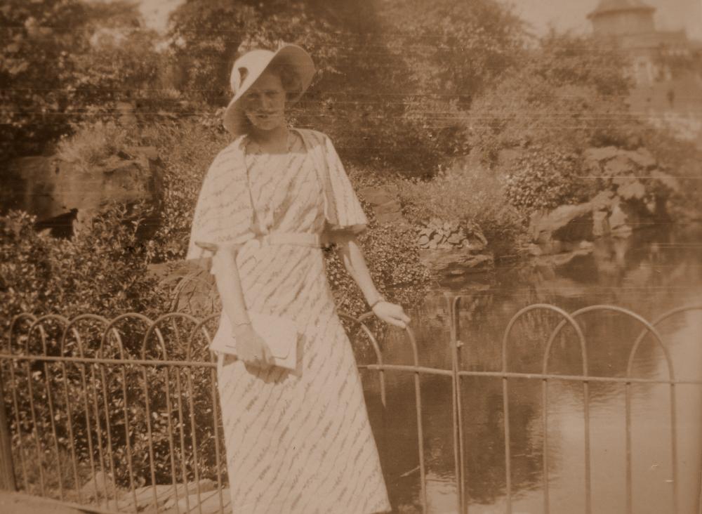 Mesnes Park, 1930s Mesnes Park, 1930s