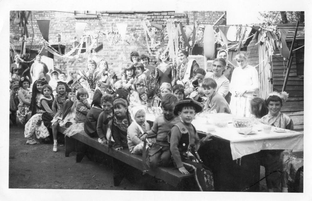 MYSTERY STREET PARTY MYSTERY STREET PARTY