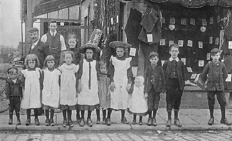 Pawnbrokers Shop, 808 Atherton Road, Hindley Green. 1909