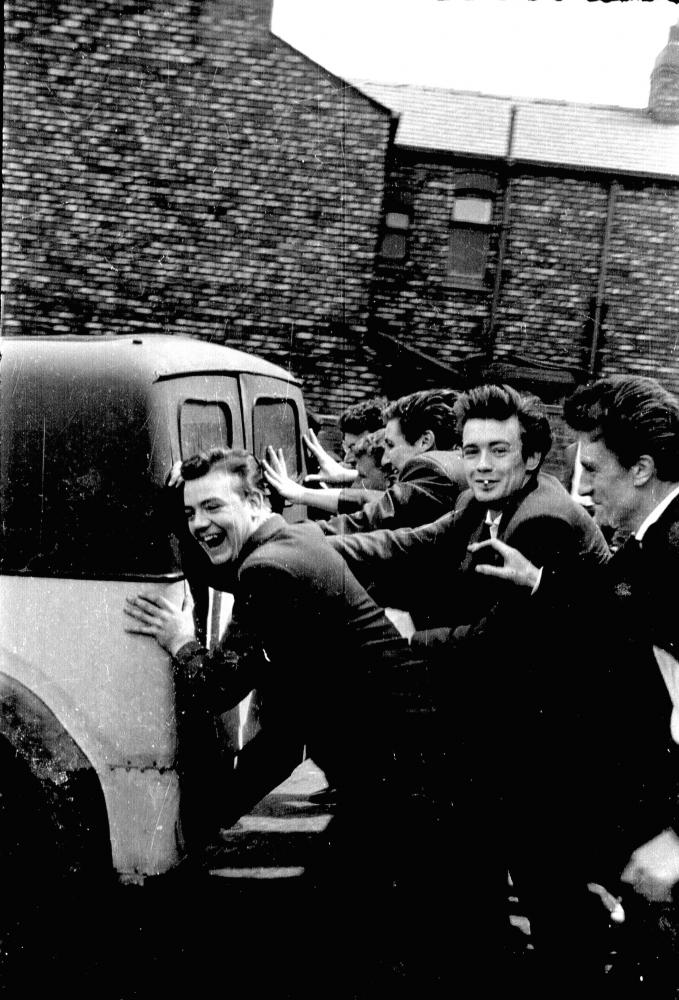 Danny's classic van 1960's, continued...... Danny's classic van 1960's, continued......