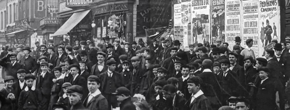 Market Place gathering 1902