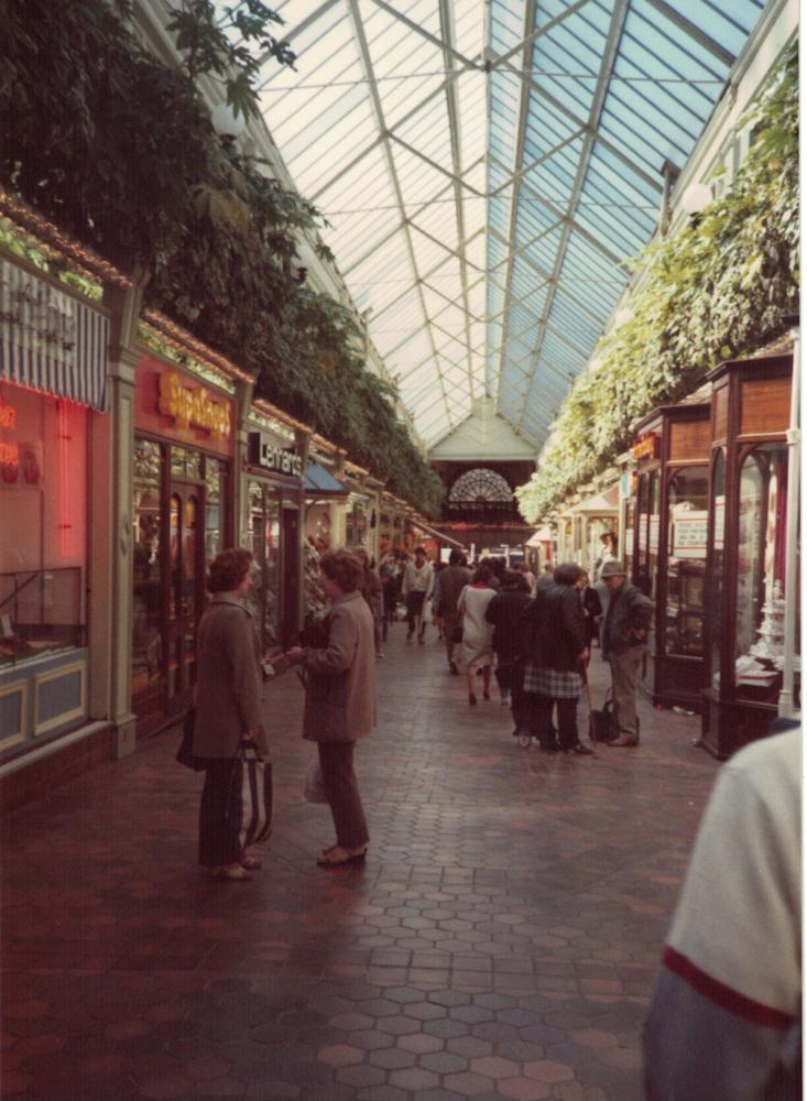 Makinson Arcade Makinson Arcade