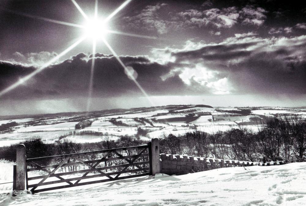 ASHURST BEACON SNOW ASHURST BEACON SNOW