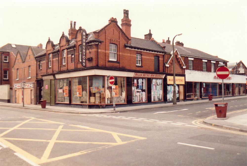 Warburtons Furniture Store, Mesnes Street Warburtons Furniture Store, Mesnes Street