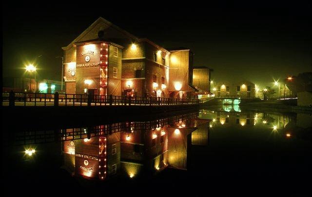 Wigan Pier at night, October 1985.