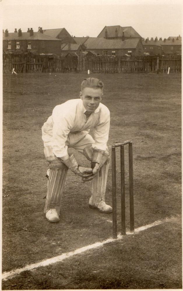 Wesleyan Methodist Cricket Team Keeper