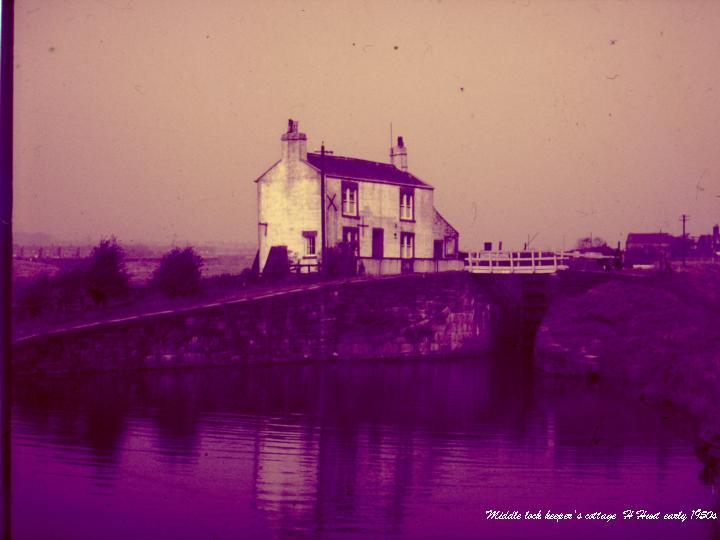 Lock keeper's cottage