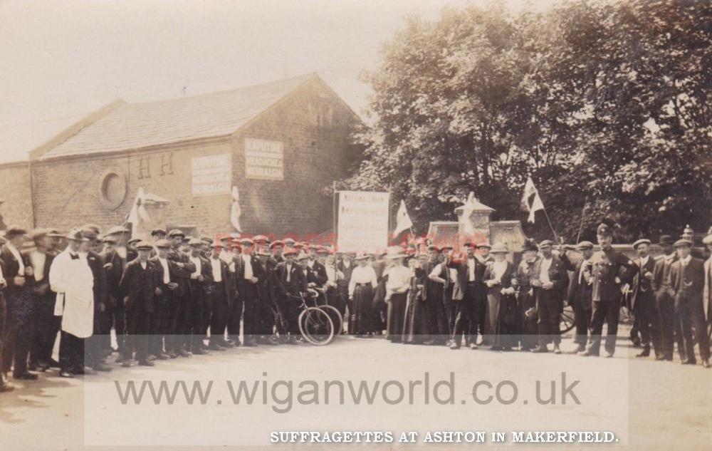 SUFFRAGETTS AT ASHTON