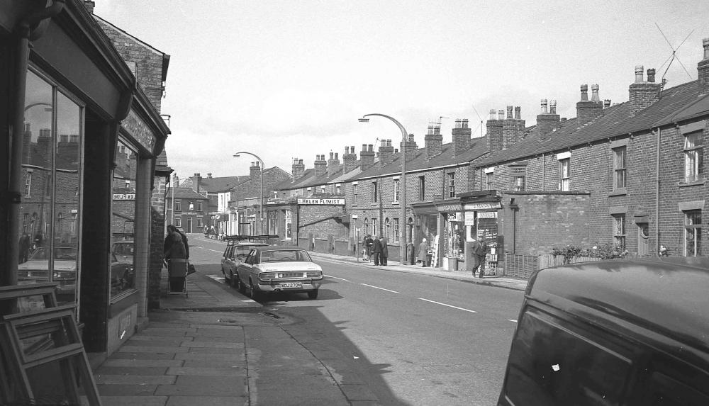 Walthew Lane, Platt Bridge