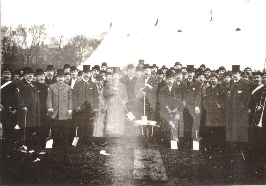 Cutting the first sod at Springfield Park, 1887.