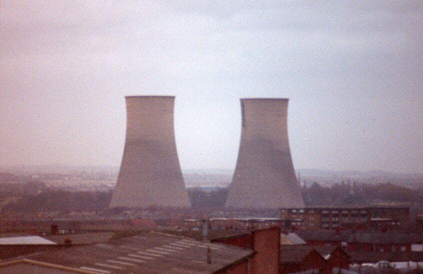 Demolition of the cooling towers in 1989 Demolition of the cooling towers in 1989
