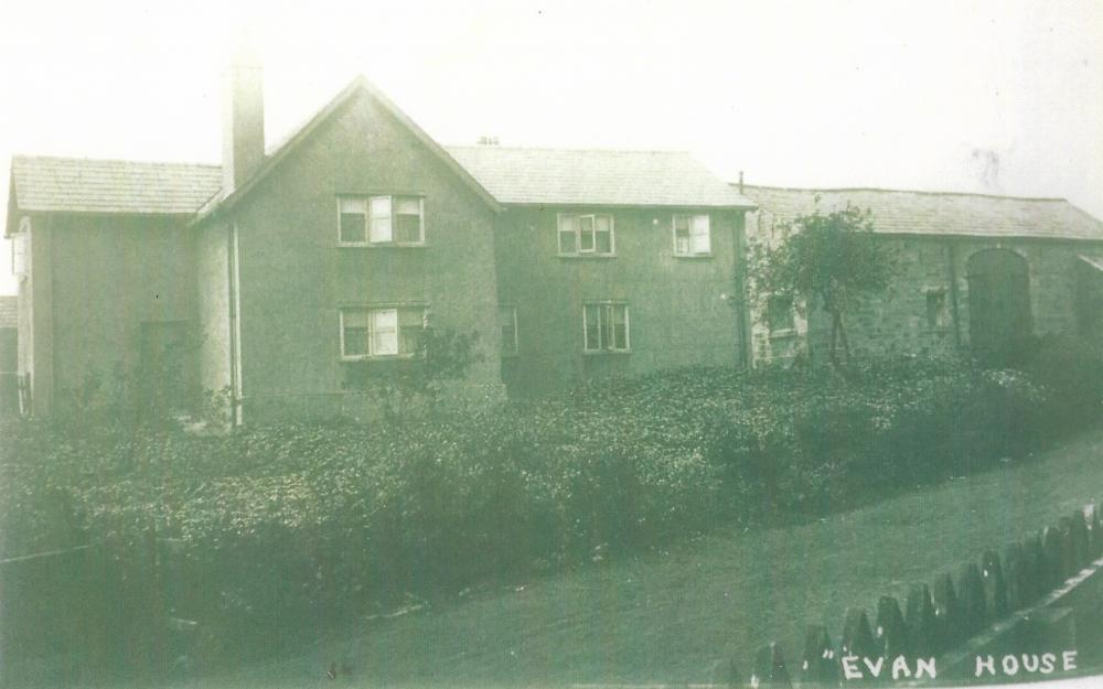 Evan House Farm, Standish Lower Ground