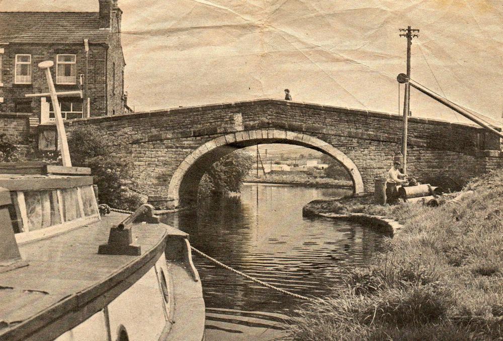 Appley Bridge The Old Bridge Appley Bridge The Old Bridge