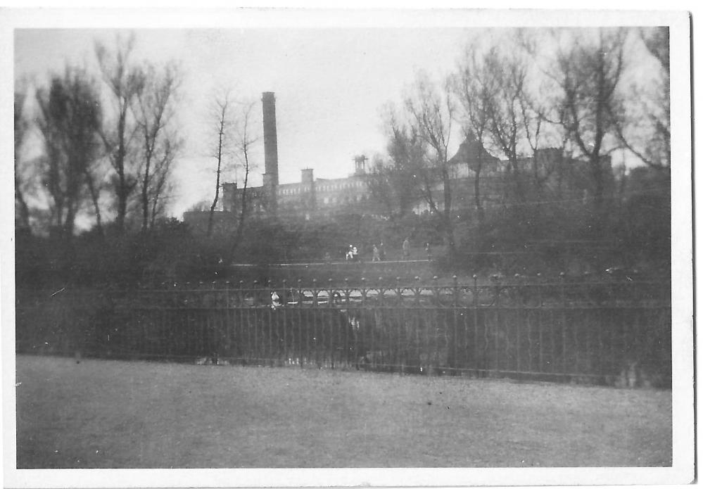 Easter 1926. Mesnes Park (April 2nd) Easter 1926. Mesnes Park (April 2nd)