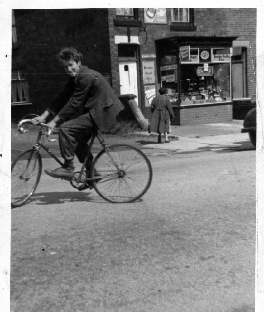 Castle Hill Road, Hindley 1959.