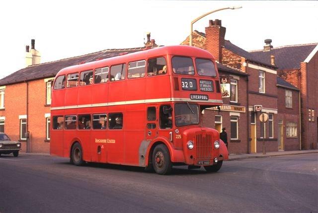 LUT Bus at the King Billy pub, 1975.